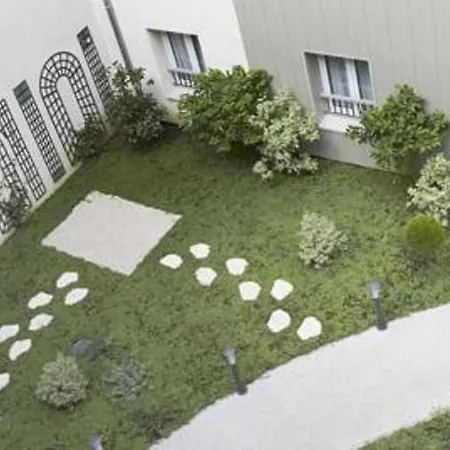 Ξενοδοχείο Kyriad 18 - Porte De Clignancourt - Montmartre