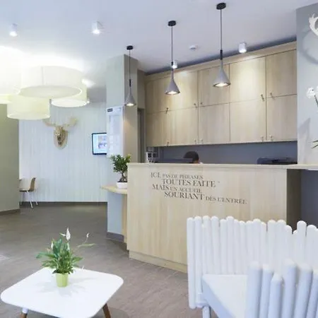 Kyriad 18 - Porte De Clignancourt - Montmartre 3* Παρίσι
