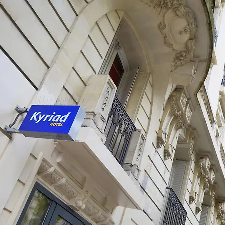 Hotel Kyriad 18 - Porte De Clignancourt - Montmartre Paříž