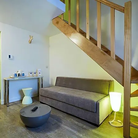 Kyriad 18 - Porte De Clignancourt - Montmartre 3*