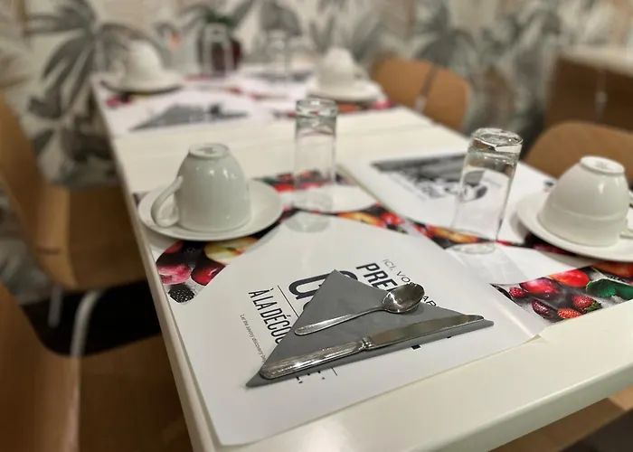 فندق كيرياد 18 - بورت دو كليجنانكورت - مونمارتر باريس