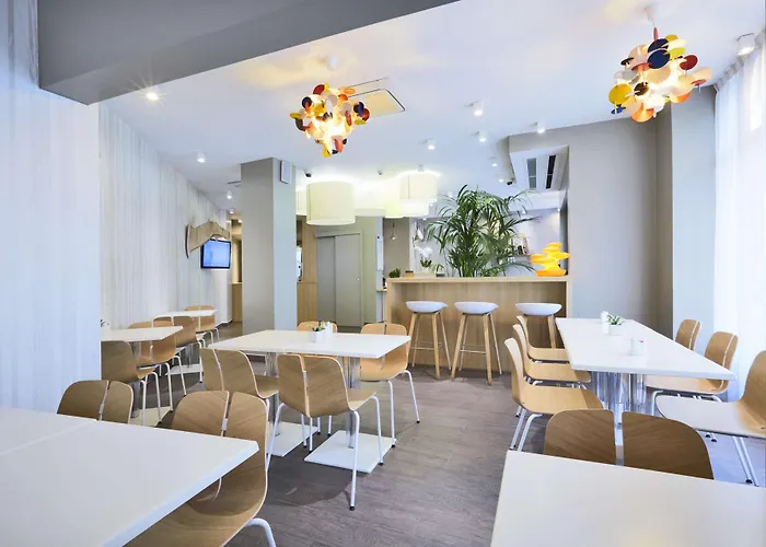 كيرياد 18 - بورت دو كليجنانكورت - مونمارتر