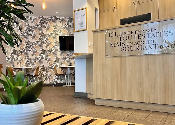 كيرياد 18 - بورت دو كليجنانكورت - مونمارتر فندق 3*