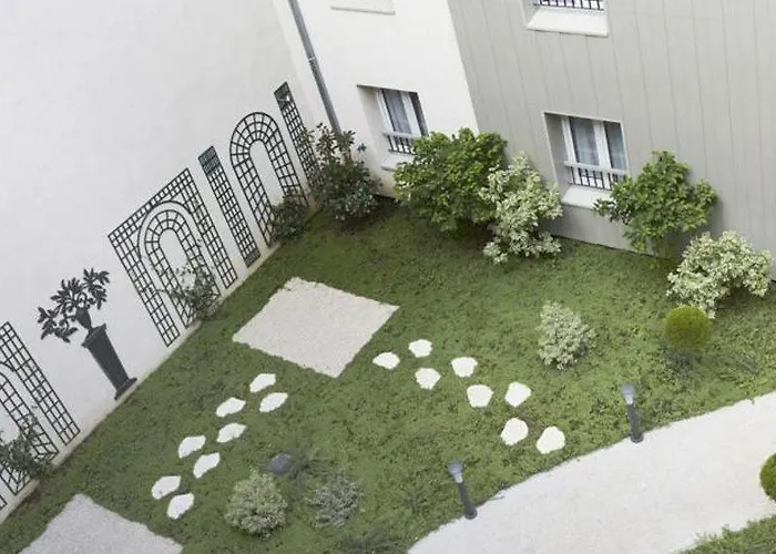 كيرياد 18 - بورت دو كليجنانكورت - مونمارتر باريس