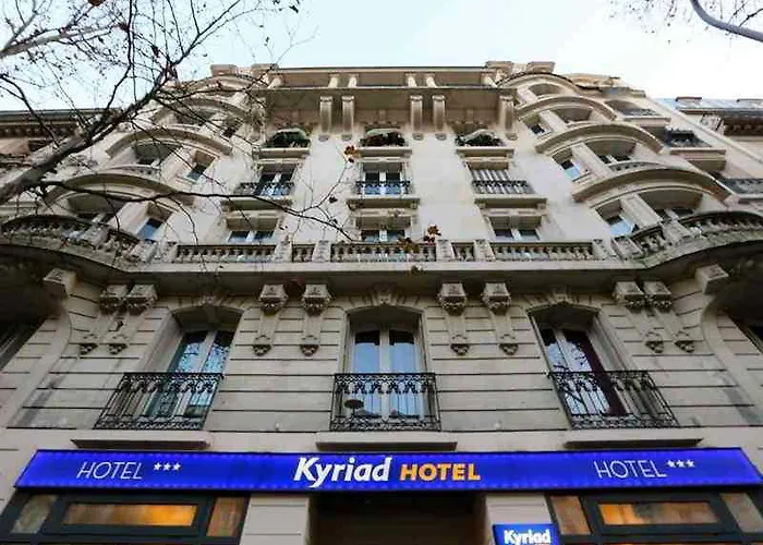 فندق كيرياد 18 - بورت دو كليجنانكورت - مونمارتر 3*