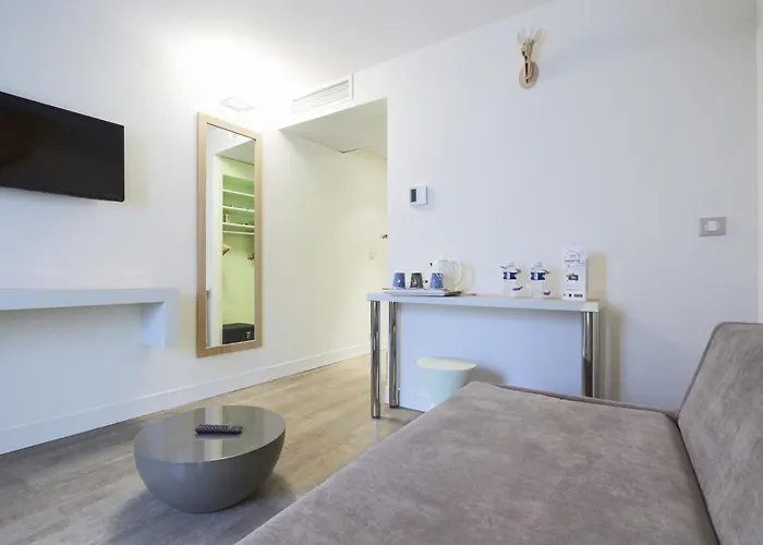 كيرياد 18 - بورت دو كليجنانكورت - مونمارتر فندق باريس