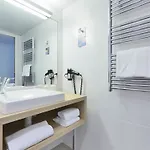 Hotel Kyriad 18 - Porte De Clignancourt - Montmartre París